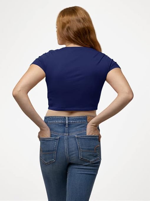 Trendy Outfit Blue Cropped Tee